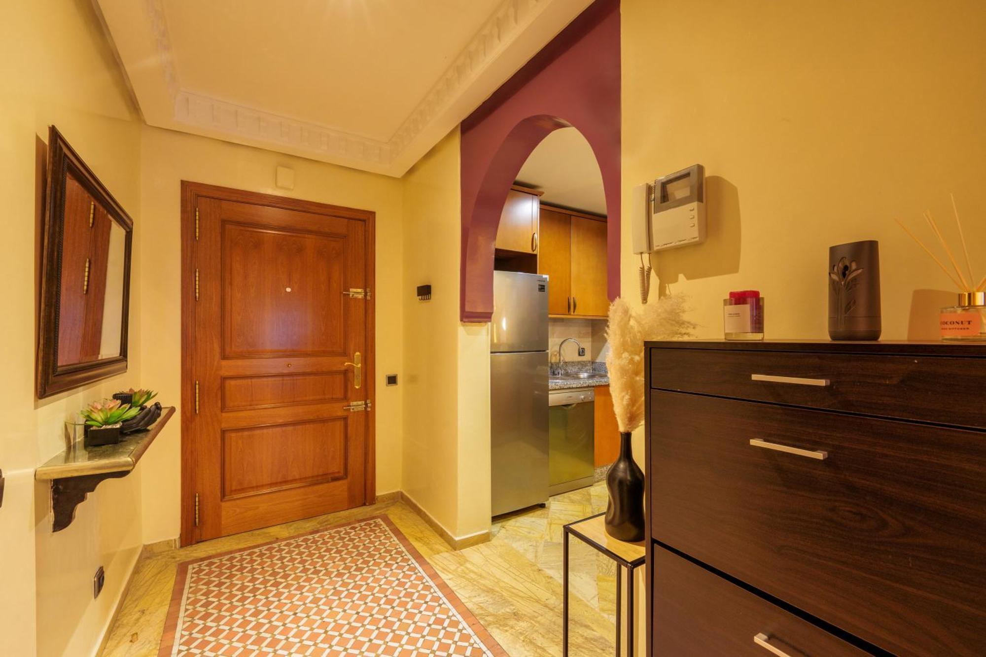 Appartement Haut Standing Gueliz Plaza Avec Vue Marrakesh Exterior photo