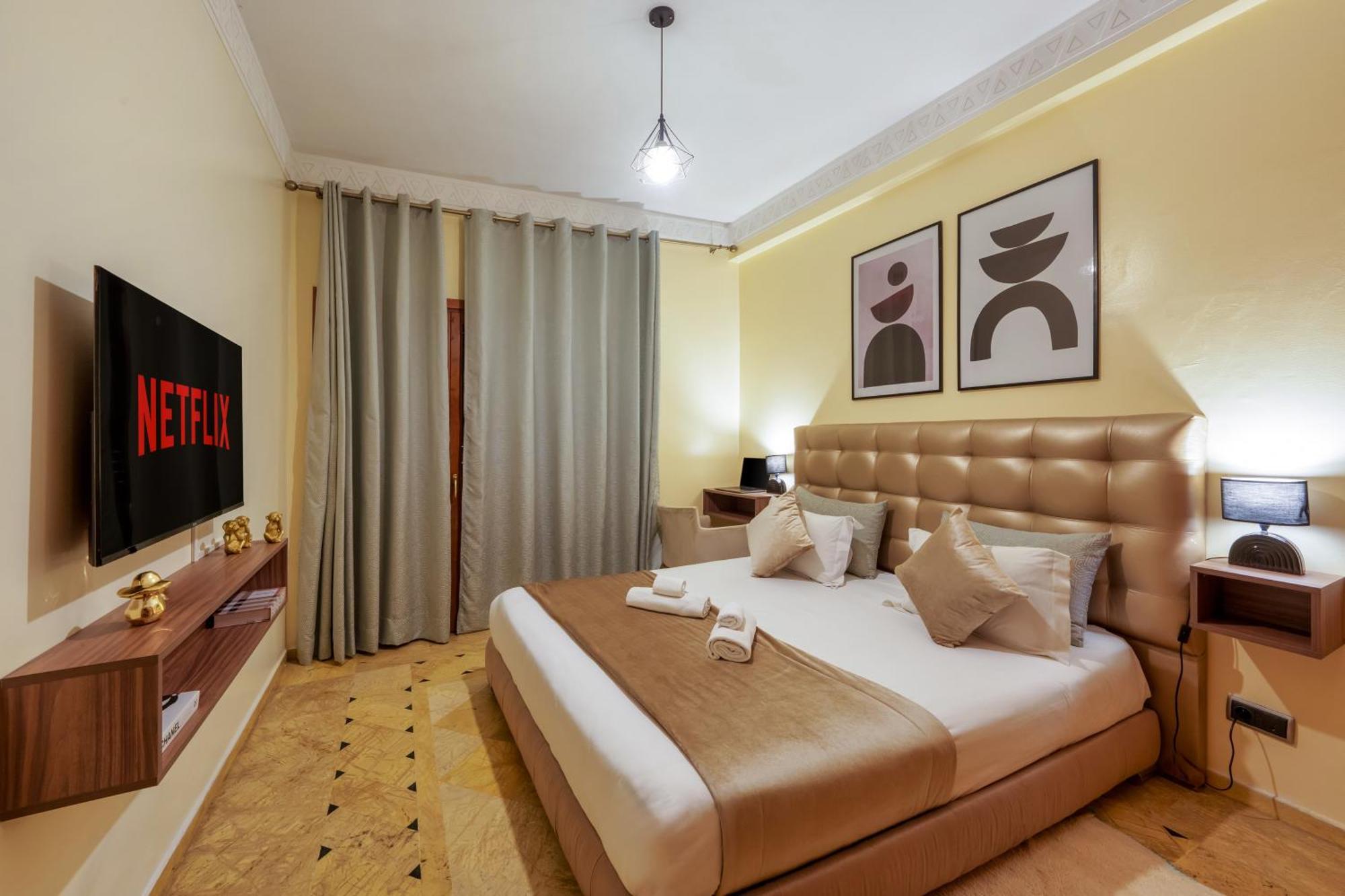 Appartement Haut Standing Gueliz Plaza Avec Vue Marrakesh Exterior photo